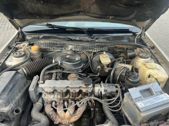 Бежевий Опель Вектра, об'ємом двигуна 1.6 л та пробігом 329 тис. км за 1599 $, фото 20 на Automoto.ua