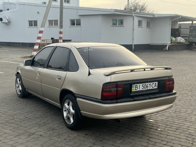 Бежевий Опель Вектра, об'ємом двигуна 1.6 л та пробігом 329 тис. км за 1599 $, фото 5 на Automoto.ua