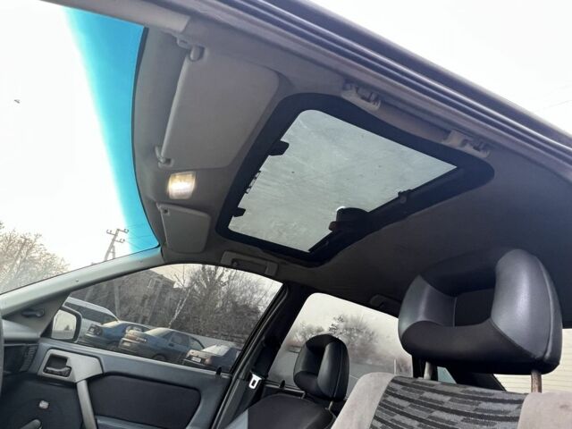 Бежевий Опель Вектра, об'ємом двигуна 1.6 л та пробігом 329 тис. км за 1599 $, фото 16 на Automoto.ua