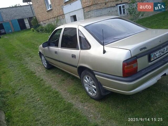 Опель Вектра 1993 в Львове на Automoto.ua Бежевый Опель Вектра, объемом двигателя 1.6 л и пробегом 400 тыс. км за 1500 $, фото 6 на Automoto.ua