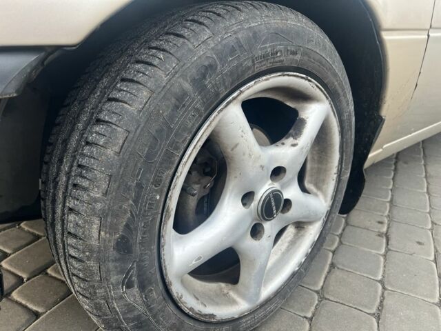 Бежевий Опель Вектра, об'ємом двигуна 1.6 л та пробігом 329 тис. км за 1599 $, фото 8 на Automoto.ua