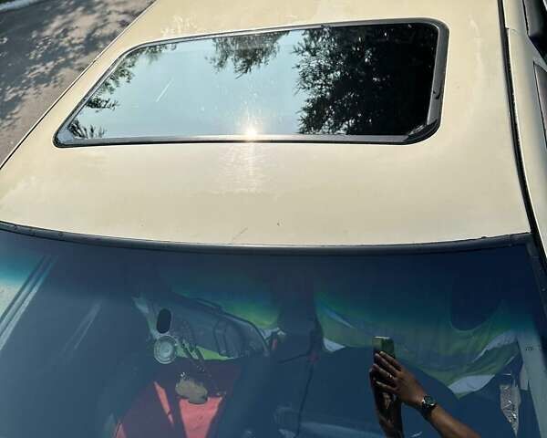 Бежевий Опель Вектра, об'ємом двигуна 1.7 л та пробігом 333 тис. км за 1999 $, фото 25 на Automoto.ua