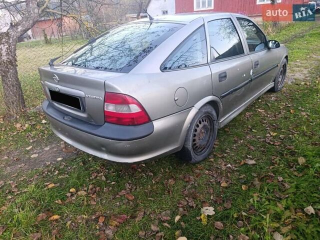 Бежевый Опель Вектра, объемом двигателя 1.8 л и пробегом 280 тыс. км за 1350 $, фото 2 на Automoto.ua