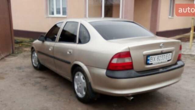 Бежевий Опель Вектра, об'ємом двигуна 1.8 л та пробігом 280 тис. км за 3000 $, фото 2 на Automoto.ua