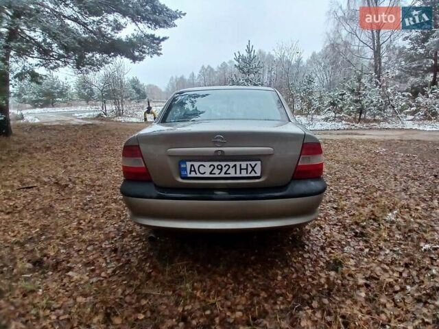 Бежевый Опель Вектра, объемом двигателя 1.6 л и пробегом 303 тыс. км за 2450 $, фото 13 на Automoto.ua