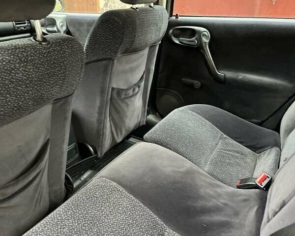 Бежевый Опель Вектра, объемом двигателя 1.8 л и пробегом 419 тыс. км за 2600 $, фото 10 на Automoto.ua