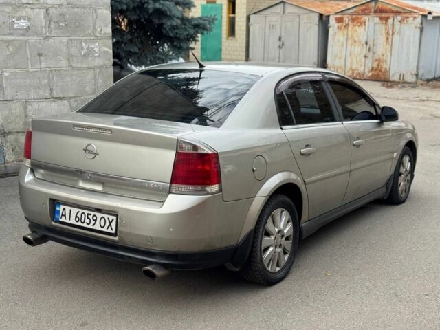 Опель Вектра 2004 у Києві на Automoto.ua Бежевий Опель Вектра, об'ємом двигуна 3.2 л та пробігом 300 тис. км за 3850 $, фото 3 на Automoto.ua