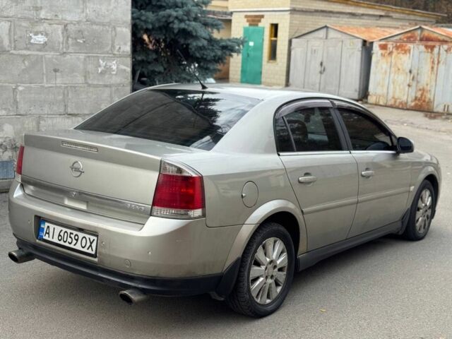Опель Вектра 2004 у Києві на Automoto.ua Бежевий Опель Вектра, об'ємом двигуна 3.2 л та пробігом 300 тис. км за 3850 $, фото 4 на Automoto.ua