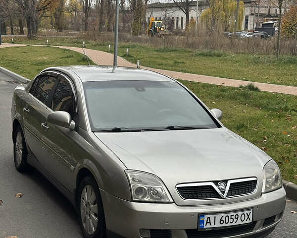 Бежевый Опель Вектра, объемом двигателя 3.18 л и пробегом 388 тыс. км за 3650 $, фото 1 на Automoto.ua