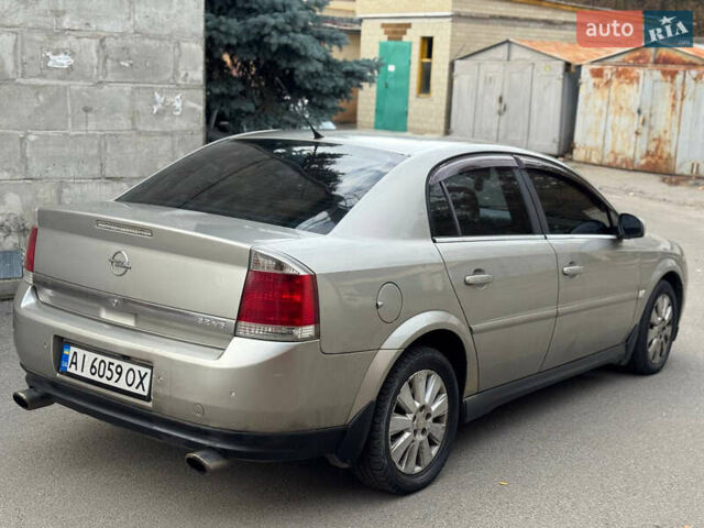 Бежевый Опель Вектра, объемом двигателя 3.2 л и пробегом 300 тыс. км за 3700 $, фото 6 на Automoto.ua