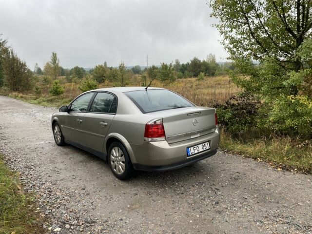Бежевий Опель Вектра, об'ємом двигуна 2 л та пробігом 293 тис. км за 1999 $, фото 2 на Automoto.ua