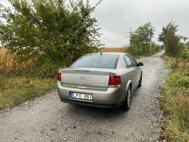 Бежевий Опель Вектра, об'ємом двигуна 2 л та пробігом 293 тис. км за 1999 $, фото 3 на Automoto.ua