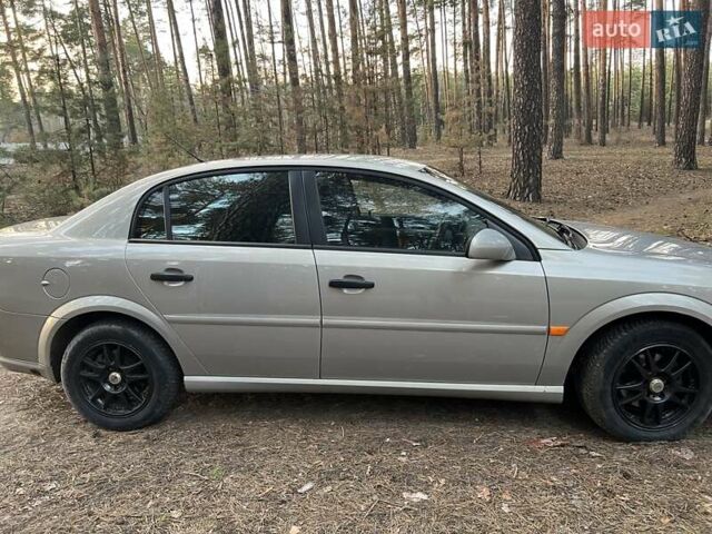 Бежевий Опель Вектра, об'ємом двигуна 2.2 л та пробігом 226 тис. км за 5300 $, фото 2 на Automoto.ua