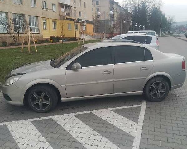 Бежевый Опель Вектра, объемом двигателя 1.9 л и пробегом 300 тыс. км за 4500 $, фото 8 на Automoto.ua