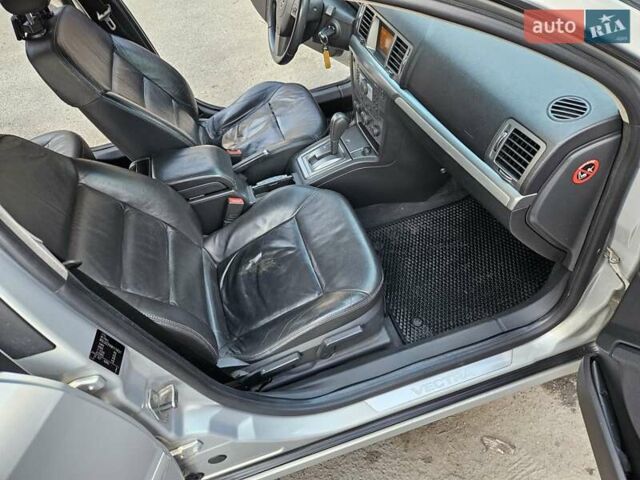 Бежевий Опель Вектра, об'ємом двигуна 2.2 л та пробігом 298 тис. км за 6000 $, фото 41 на Automoto.ua