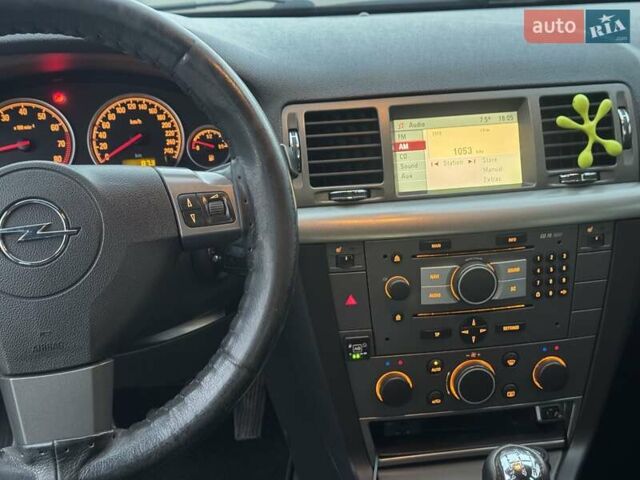 Бежевий Опель Вектра, об'ємом двигуна 2.2 л та пробігом 150 тис. км за 6800 $, фото 6 на Automoto.ua