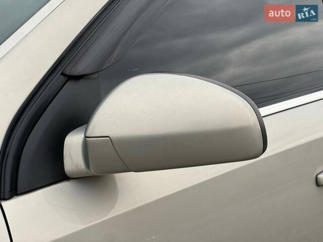 Бежевый Опель Вектра, объемом двигателя 2.2 л и пробегом 200 тыс. км за 6250 $, фото 20 на Automoto.ua