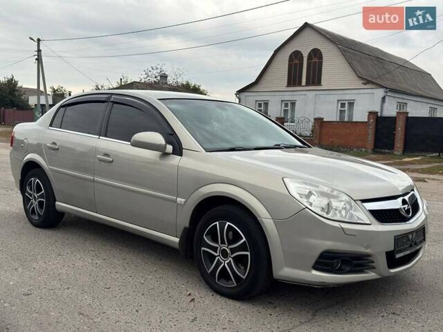 Бежевый Опель Вектра, объемом двигателя 2.2 л и пробегом 200 тыс. км за 6250 $, фото 3 на Automoto.ua