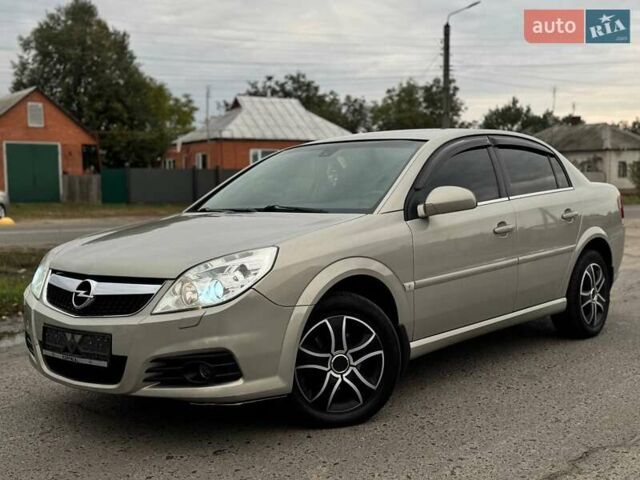 Бежевый Опель Вектра, объемом двигателя 2.2 л и пробегом 200 тыс. км за 6250 $, фото 2 на Automoto.ua