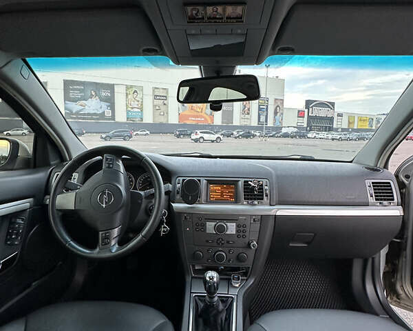 Бежевий Опель Вектра, об'ємом двигуна 2.2 л та пробігом 213 тис. км за 7100 $, фото 20 на Automoto.ua