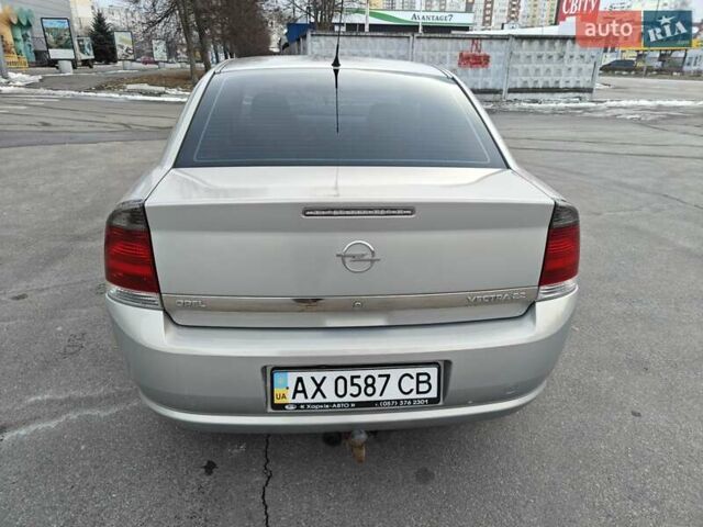 Бежевый Опель Вектра, объемом двигателя 2.2 л и пробегом 164 тыс. км за 5800 $, фото 6 на Automoto.ua