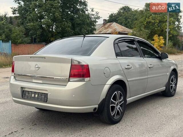 Бежевый Опель Вектра, объемом двигателя 2.2 л и пробегом 200 тыс. км за 6250 $, фото 25 на Automoto.ua