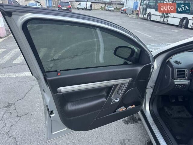 Бежевий Опель Вектра, об'ємом двигуна 2.2 л та пробігом 150 тис. км за 6800 $, фото 20 на Automoto.ua