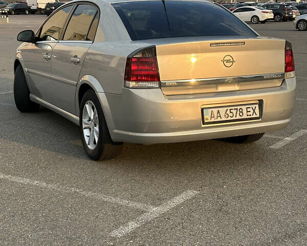 Бежевий Опель Вектра, об'ємом двигуна 2.2 л та пробігом 213 тис. км за 7100 $, фото 7 на Automoto.ua