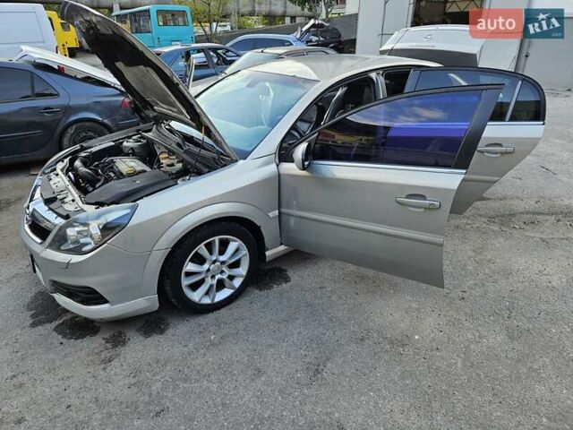 Бежевий Опель Вектра, об'ємом двигуна 2.2 л та пробігом 298 тис. км за 6000 $, фото 53 на Automoto.ua