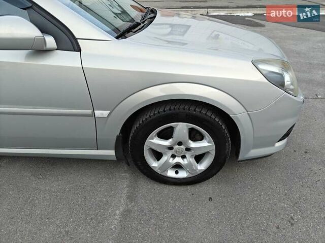 Бежевый Опель Вектра, объемом двигателя 2.2 л и пробегом 164 тыс. км за 5800 $, фото 19 на Automoto.ua