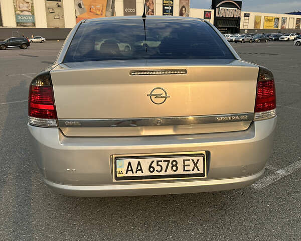 Бежевий Опель Вектра, об'ємом двигуна 2.2 л та пробігом 213 тис. км за 7100 $, фото 8 на Automoto.ua