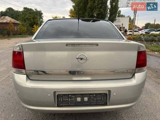 Бежевый Опель Вектра, объемом двигателя 2.2 л и пробегом 200 тыс. км за 6250 $, фото 37 на Automoto.ua