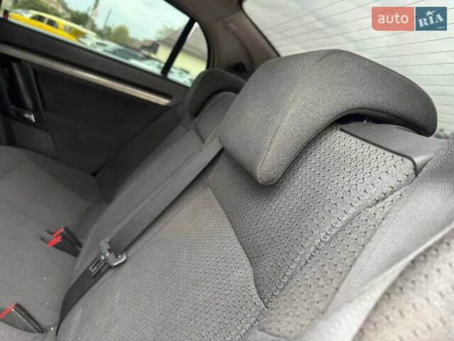 Бежевый Опель Вектра, объемом двигателя 2.2 л и пробегом 200 тыс. км за 6250 $, фото 39 на Automoto.ua