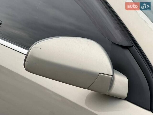 Бежевый Опель Вектра, объемом двигателя 2.2 л и пробегом 200 тыс. км за 6250 $, фото 16 на Automoto.ua