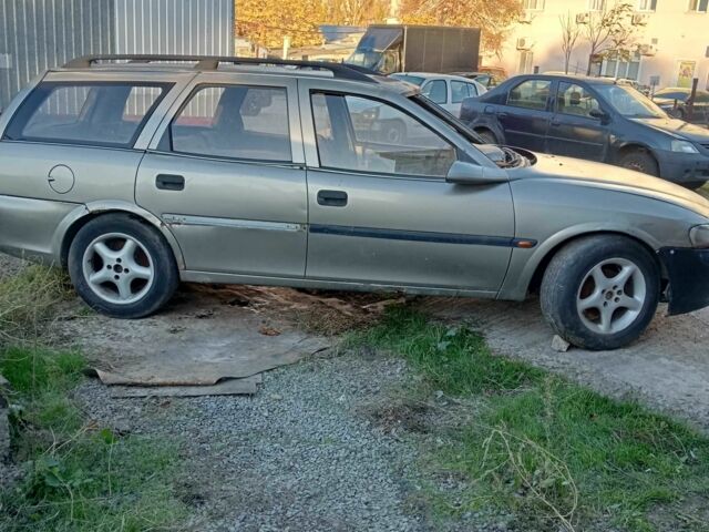 Бежевый Опель Вектра, объемом двигателя 2 л и пробегом 250 тыс. км за 800 $, фото 2 на Automoto.ua