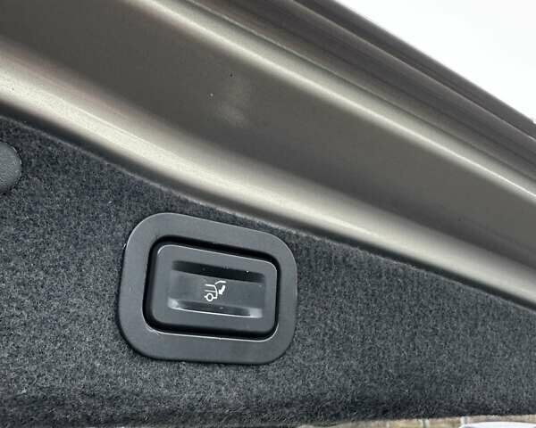 Бежевий Опель Вектра, об'ємом двигуна 2.2 л та пробігом 248 тис. км за 5900 $, фото 14 на Automoto.ua