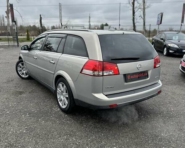 Бежевий Опель Вектра, об'ємом двигуна 2.2 л та пробігом 248 тис. км за 5900 $, фото 8 на Automoto.ua