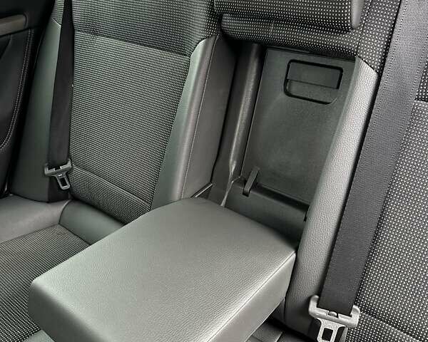 Бежевий Опель Вектра, об'ємом двигуна 2.2 л та пробігом 248 тис. км за 5900 $, фото 22 на Automoto.ua