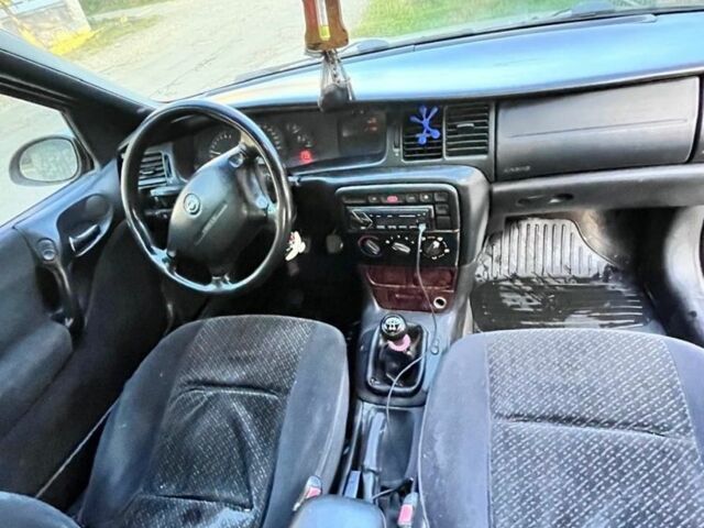 Бежевий Опель Вектра, об'ємом двигуна 1.8 л та пробігом 240 тис. км за 1500 $, фото 5 на Automoto.ua