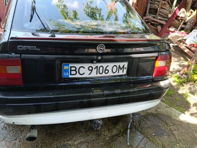 Чорний Опель Вектра, об'ємом двигуна 2 л та пробігом 280 тис. км за 1200 $, фото 2 на Automoto.ua