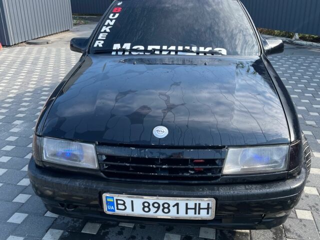 Черный Опель Вектра, объемом двигателя 1.8 л и пробегом 300 тыс. км за 1429 $, фото 2 на Automoto.ua