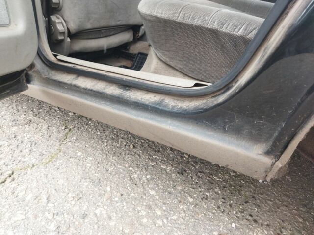 Чорний Опель Вектра, об'ємом двигуна 2 л та пробігом 111 тис. км за 1600 $, фото 6 на Automoto.ua