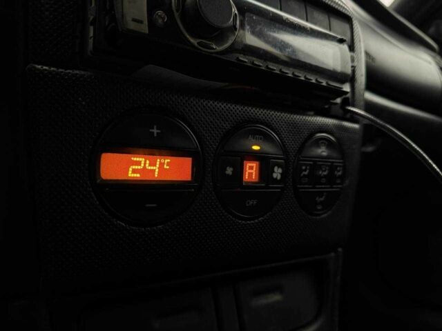 Черный Опель Вектра, объемом двигателя 0 л и пробегом 371 тыс. км за 1490 $, фото 18 на Automoto.ua