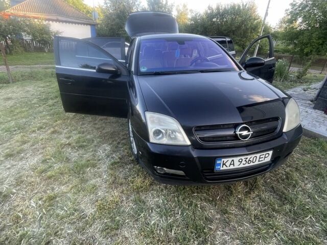 Черный Опель Вектра, объемом двигателя 2.2 л и пробегом 342 тыс. км за 4500 $, фото 6 на Automoto.ua