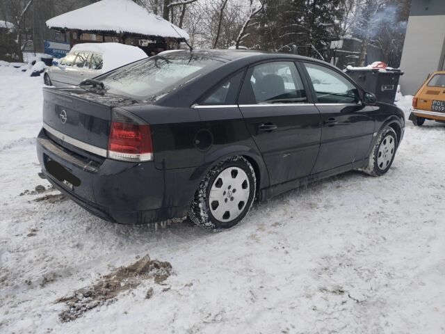 Черный Опель Вектра, объемом двигателя 1.8 л и пробегом 200 тыс. км за 1750 $, фото 2 на Automoto.ua