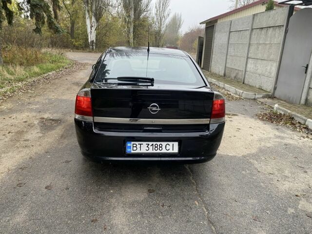 Черный Опель Вектра, объемом двигателя 1.9 л и пробегом 320 тыс. км за 4250 $, фото 3 на Automoto.ua