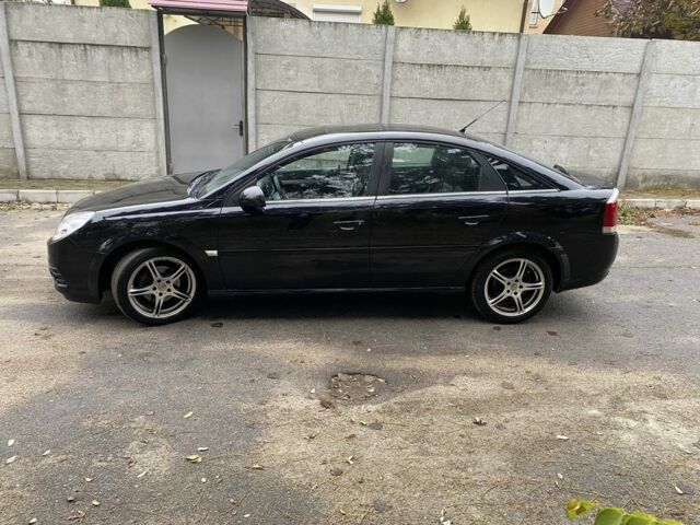 Черный Опель Вектра, объемом двигателя 1.9 л и пробегом 320 тыс. км за 4250 $, фото 1 на Automoto.ua