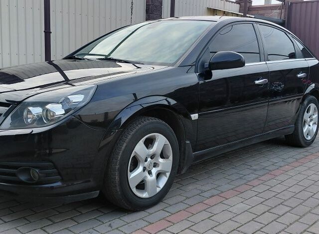 Чорний Опель Вектра, об'ємом двигуна 2.2 л та пробігом 138 тис. км за 5990 $, фото 1 на Automoto.ua
