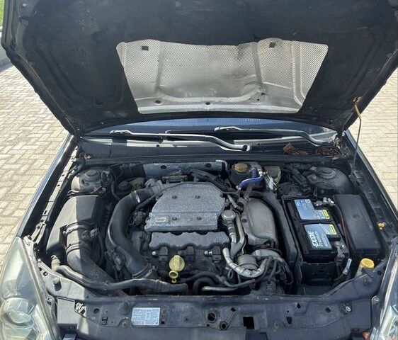 Черный Опель Вектра, объемом двигателя 2.8 л и пробегом 170 тыс. км за 7800 $, фото 7 на Automoto.ua