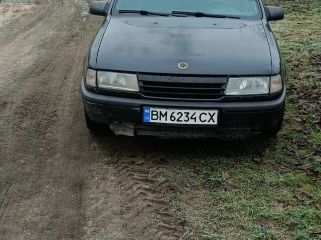 Черный Опель Вектра, объемом двигателя 2 л и пробегом 300 тыс. км за 1300 $, фото 2 на Automoto.ua